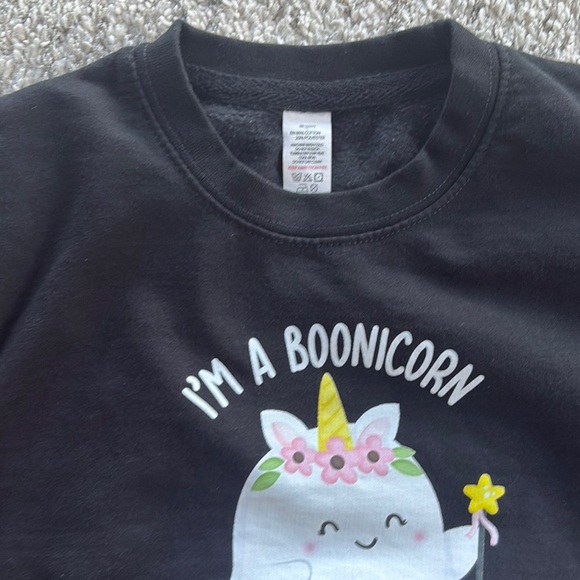 Black crewneck sweatshirt 'I'm a Boonicorn' with cute girly unicorn design - Picture 8 of 9